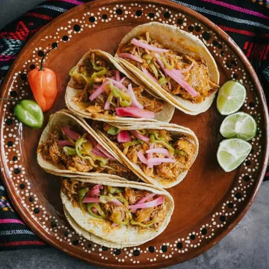 Tacos de Cochinita Pibil Orden de 3 Pzas