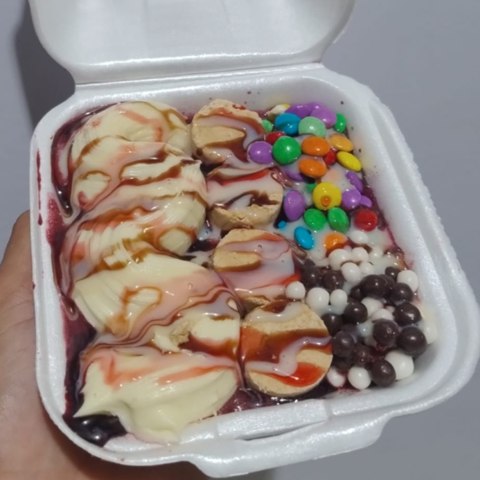 Saboreie uma tigela de 300 ml, ideal para uma porção equilibrada e deliciosa.