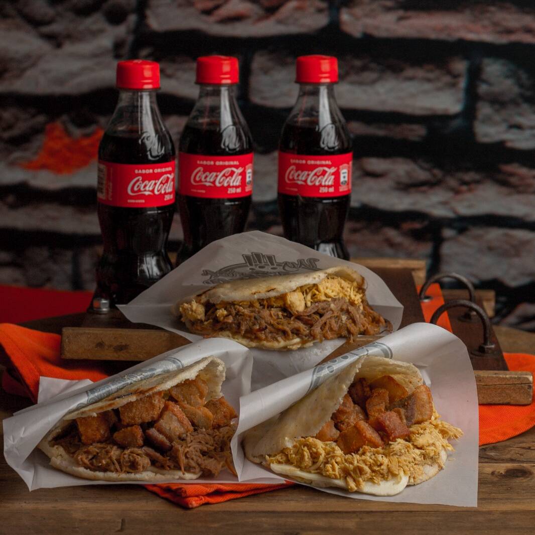 Combo 3 Arepas uy! Que Traga + Bebidas
