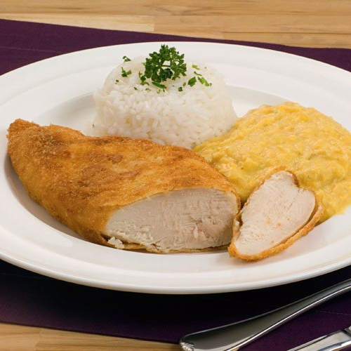 Acompanha arroz, feijão e creme de milho
