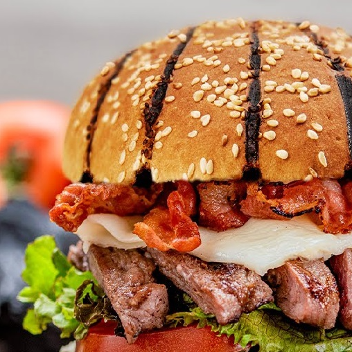 Hamburguesa de Arrachera y Papas