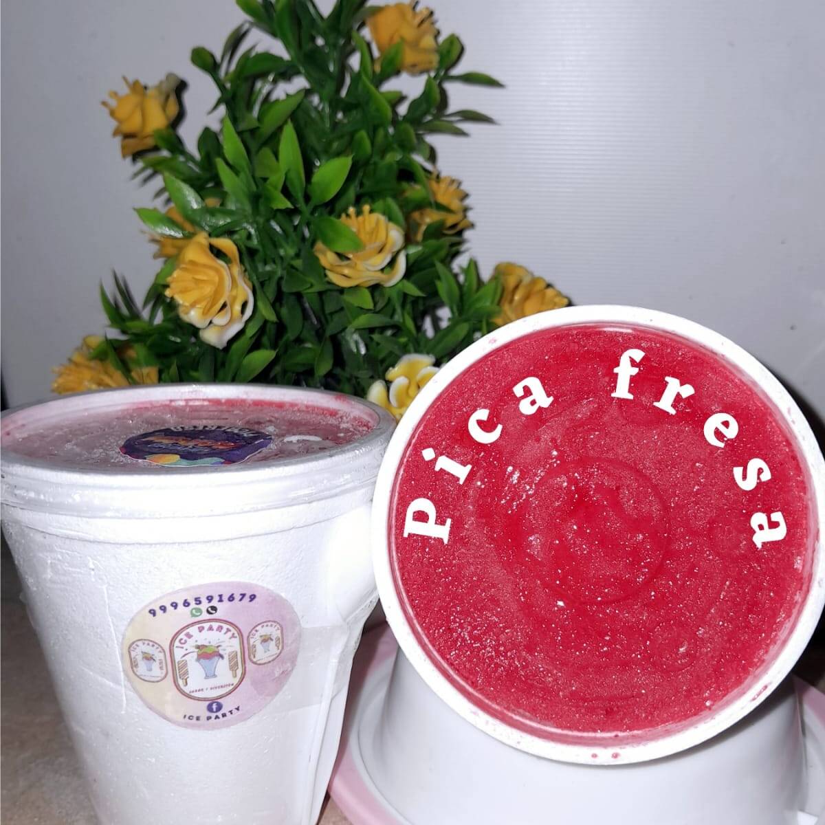 Helado Gourmet sabor pica fresa