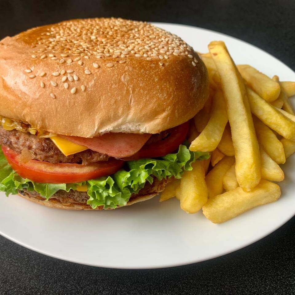 Hamburguesa Especial más Papas