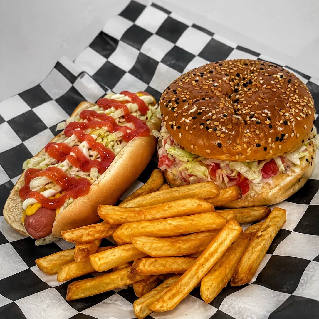 Hamburguesa Y Dogo Con Papas