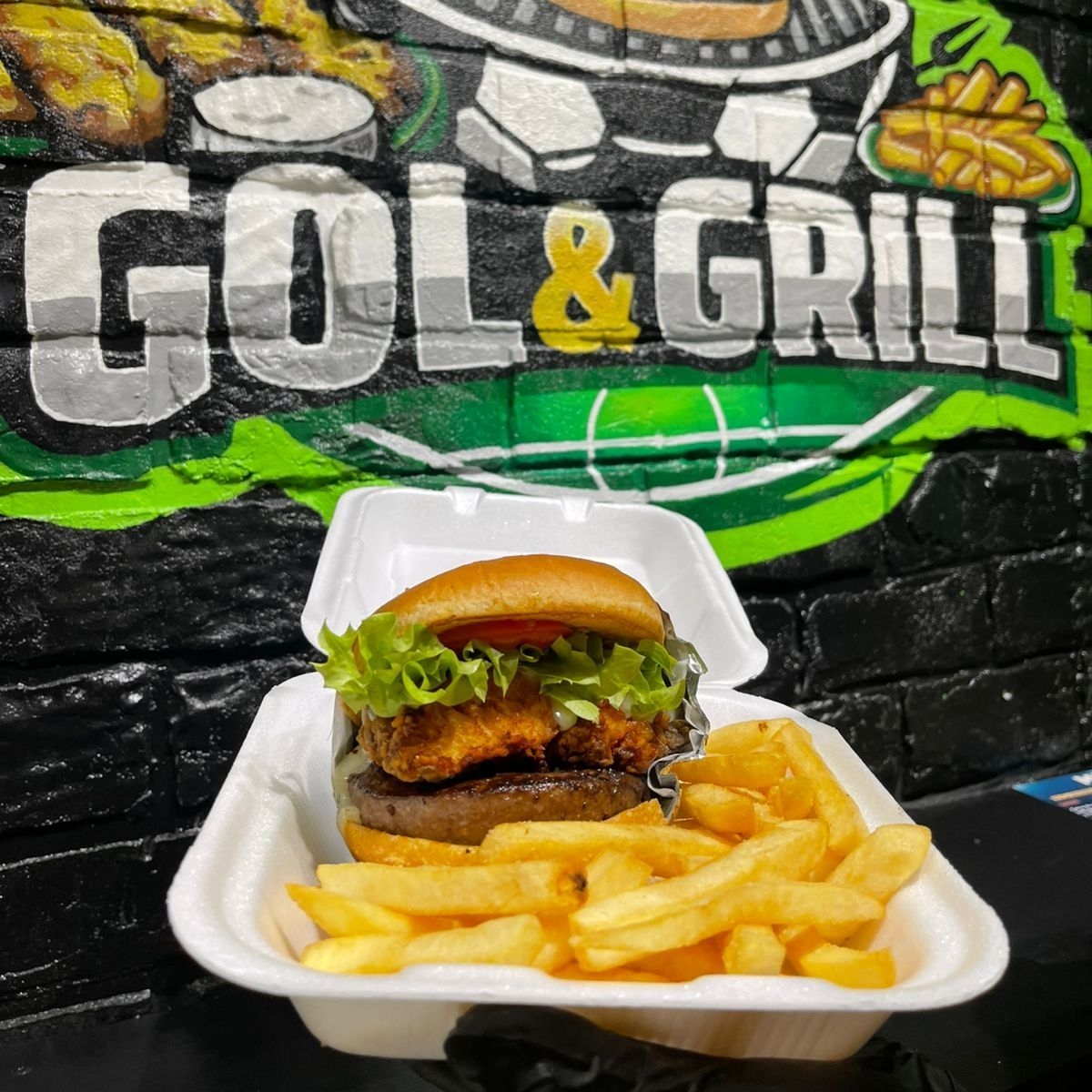 Hamburguesa Carne Pollo (Combo)