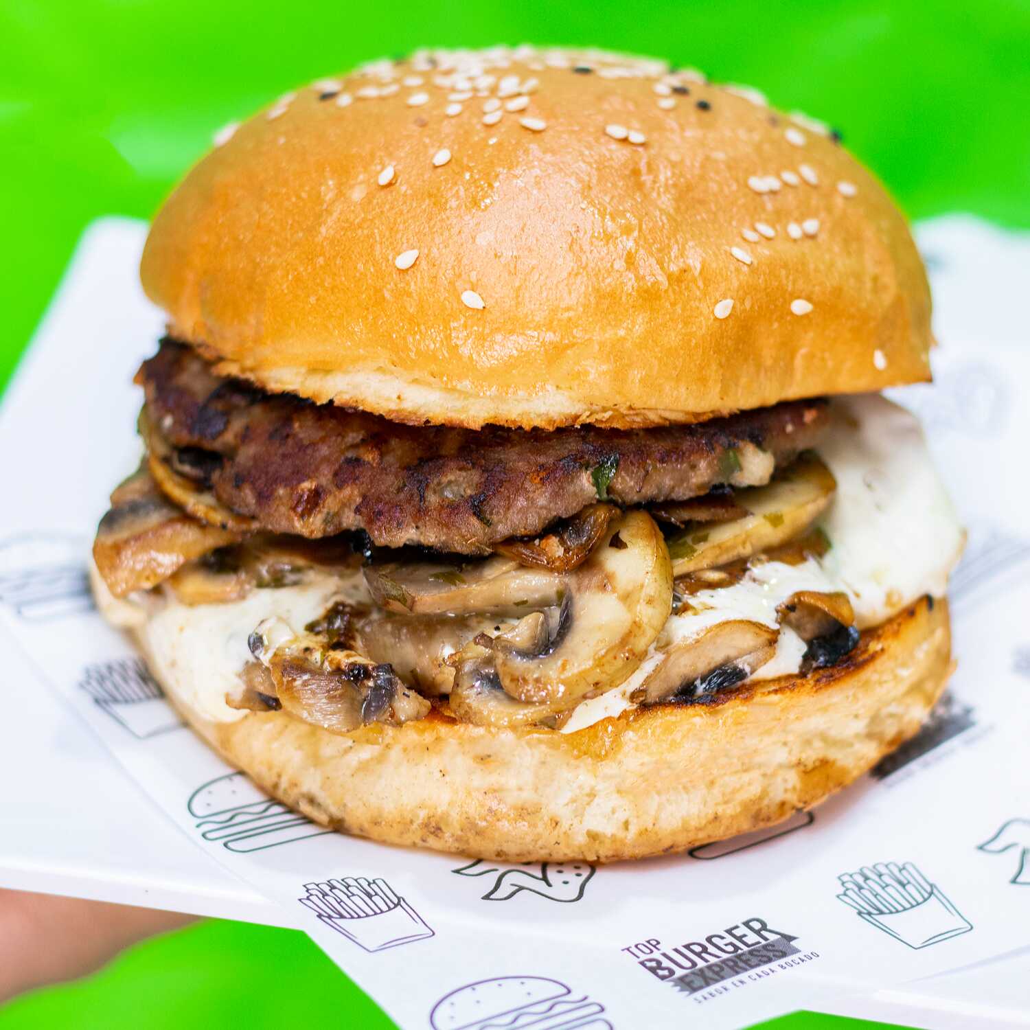 Hamburguesa con Champiñones