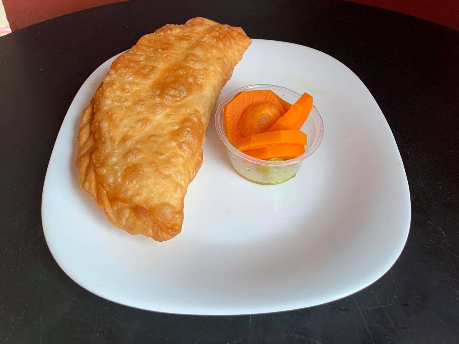 Empanada de frijol con queso
