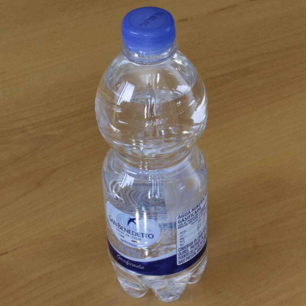 Agua mineral