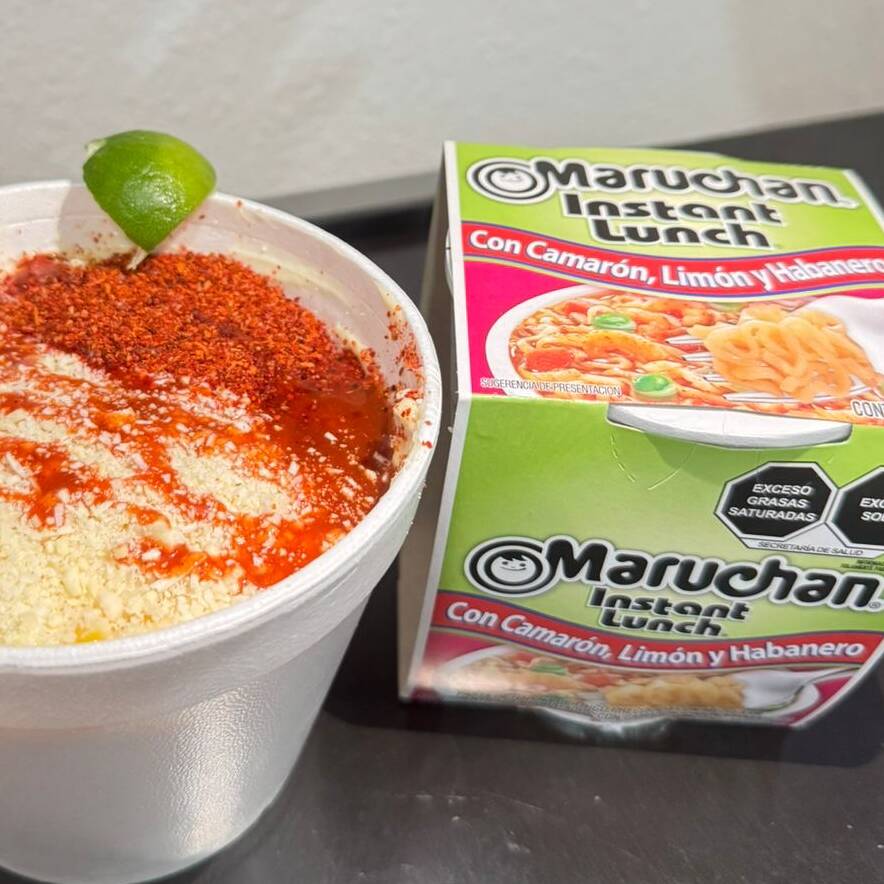 Sopa marucha de habanero con limon preparada
