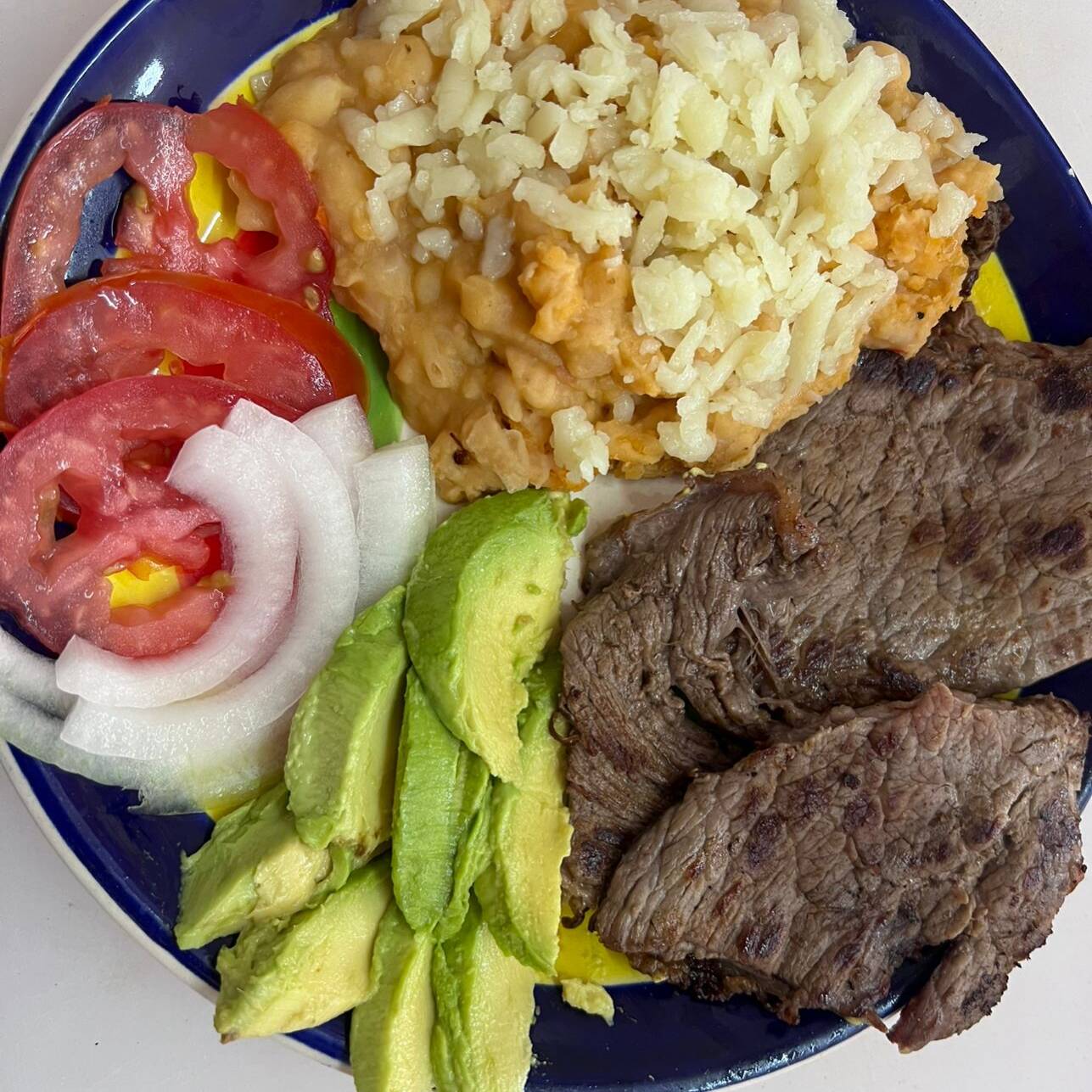 PLATILLO CHORIZO CON PAPAS