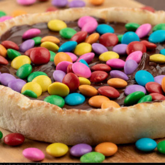 1 PIZZA MUSSARELA 2 ESFIHAS DE CONFETE