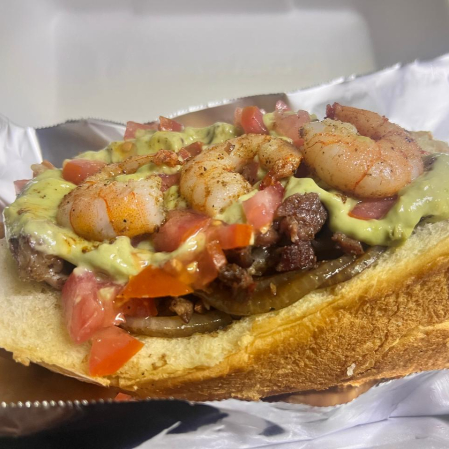 Hot Dog Con Camarones Salteados