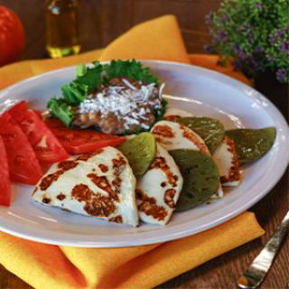 QUESO PLANCHADO CON NOPALITOS