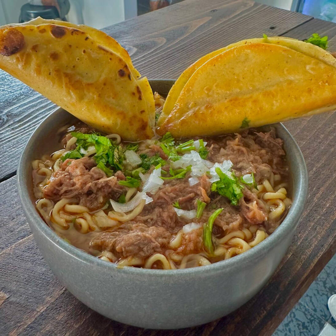 1 birriamen + 2 tacos dorados
