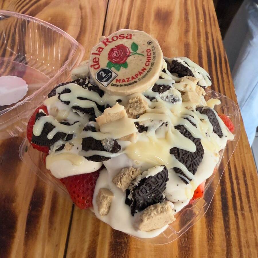 Charola de Naturales con Crema