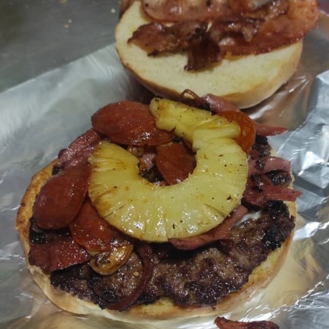 Hamburguesa Hawaiana Grande.