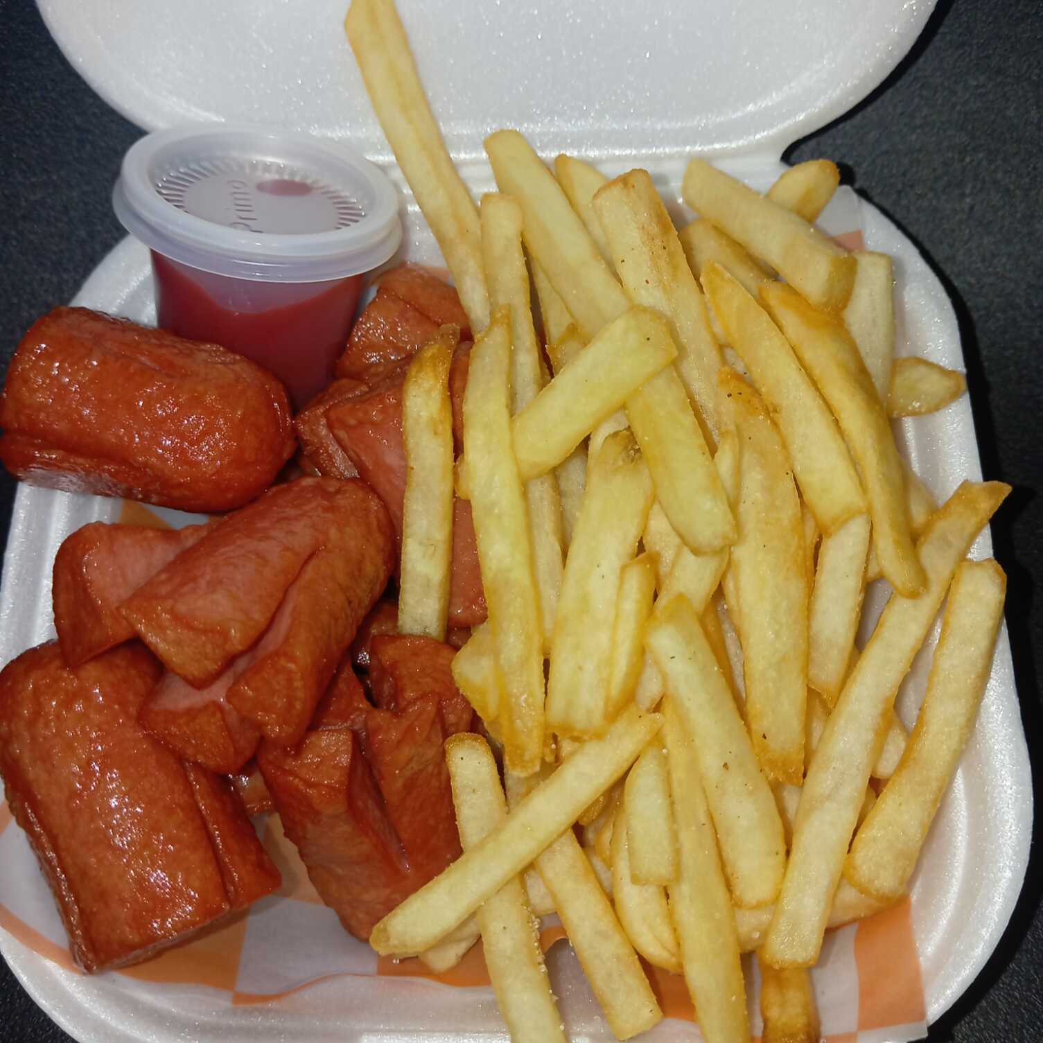 Salchipapas