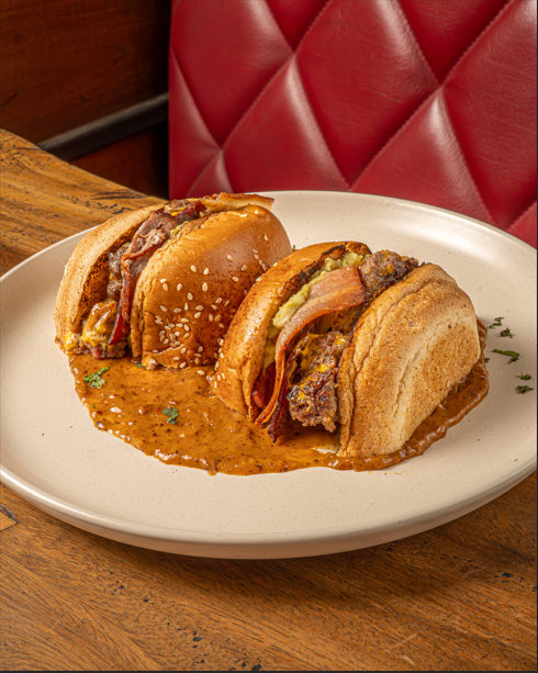 Tom´s Birria Burger.