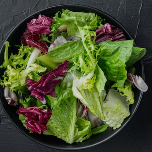 🥗 Salada Verde Especial com mix de folhas