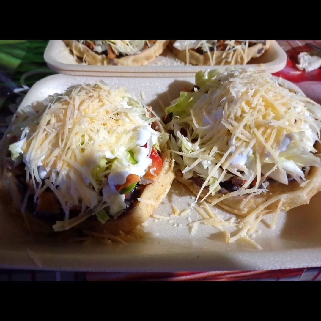 Sopes Pollo