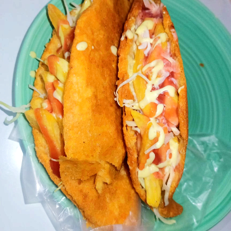 Súper Empanada QUESO Arreglada Gaseosa 250ml