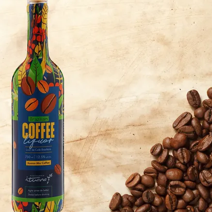 Licor elaborado com Café.