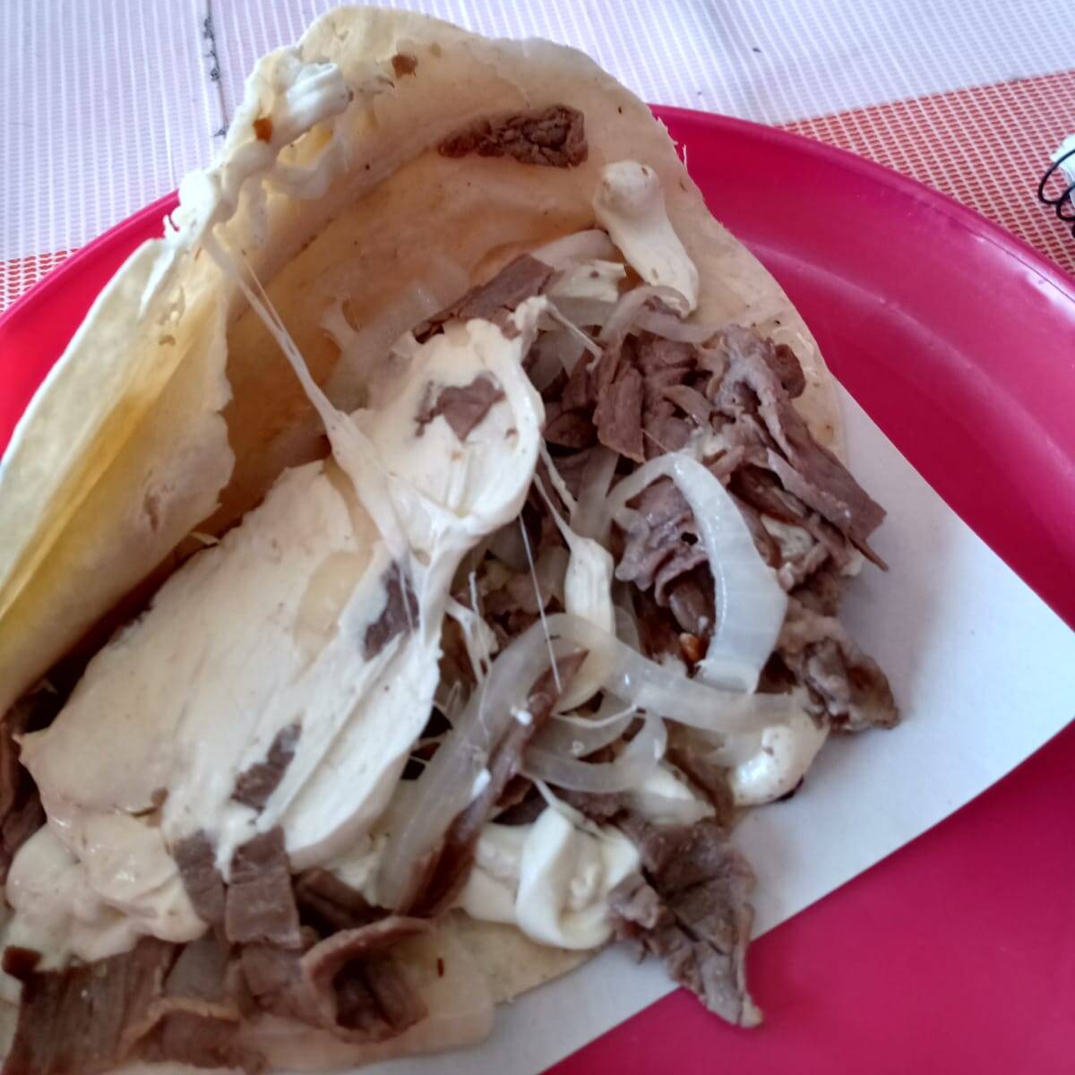 Quesocarne (Con bistec de res)