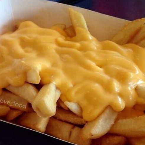 Papas Fritas con Queso