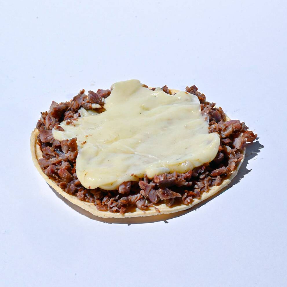 Taco De Asada Con Queso