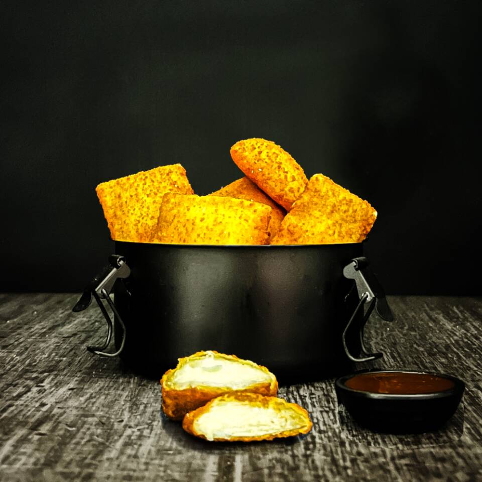 Fritas na hora e irresistíveis! Contém Lactose