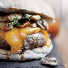 Combo Hamburguesa Media Libra Especial