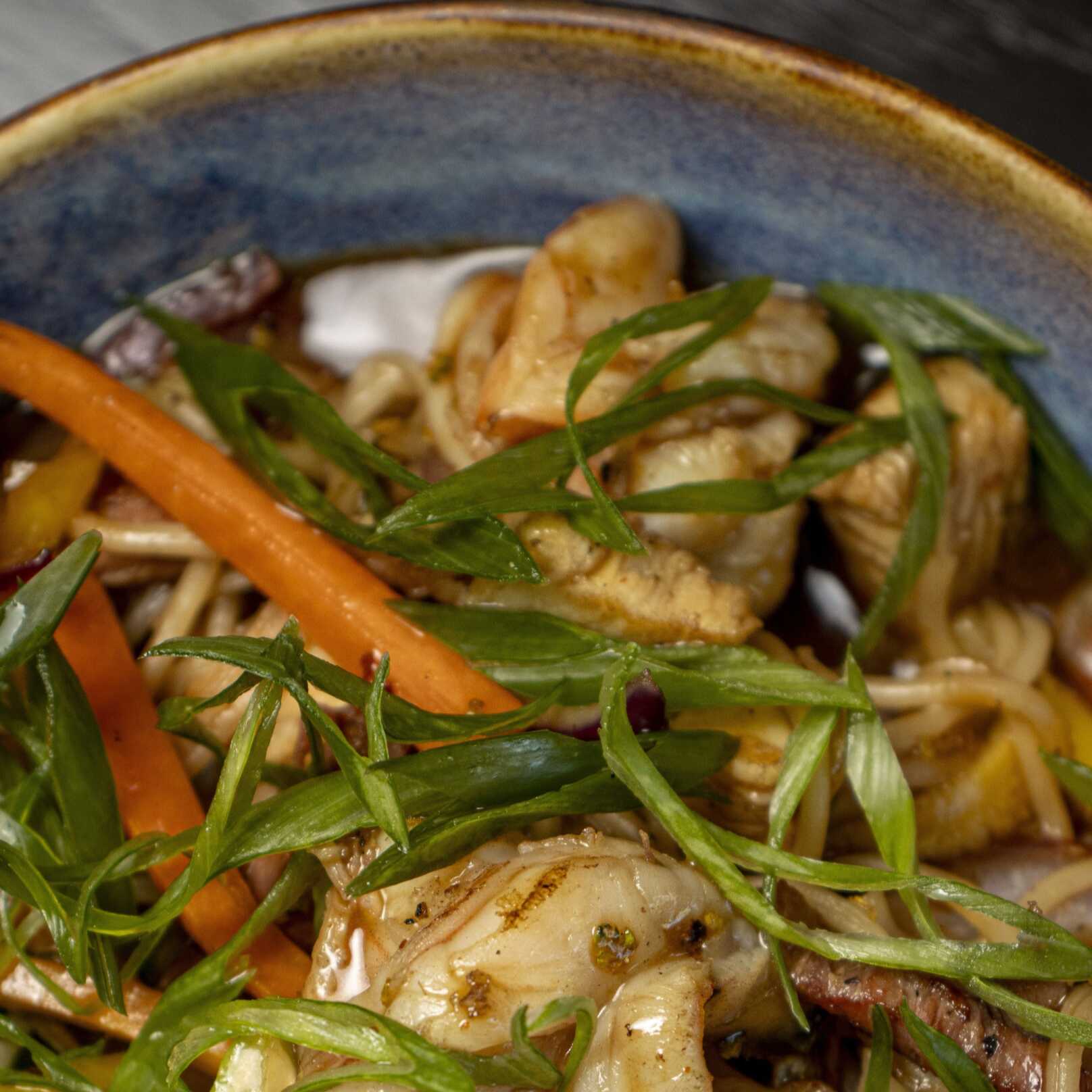 YAKISOBA DE POLLO