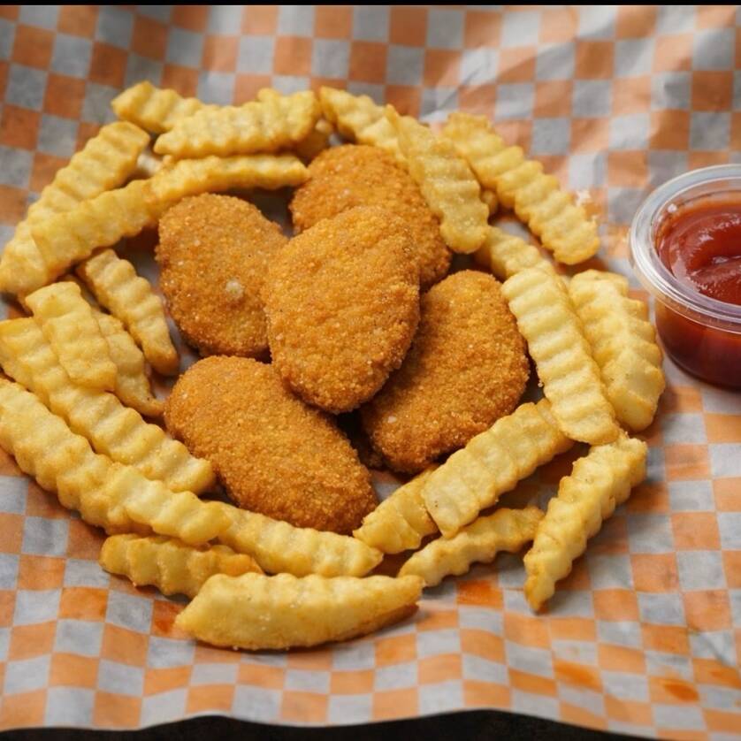 NUGGETS CON PAPAS