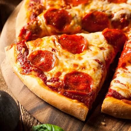 PIZZAS DE PEPERONI 35 CM