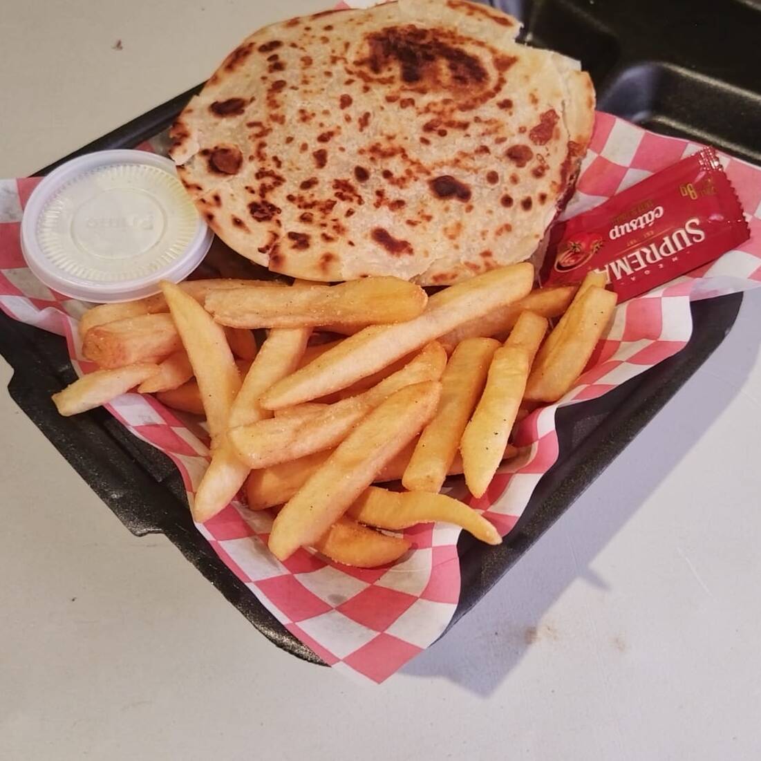 Quesadilla Sencilla C/ Papas