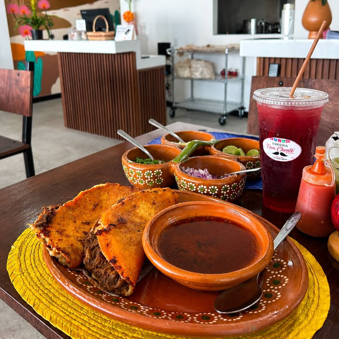 Orden de Tacos con 2 Pzas