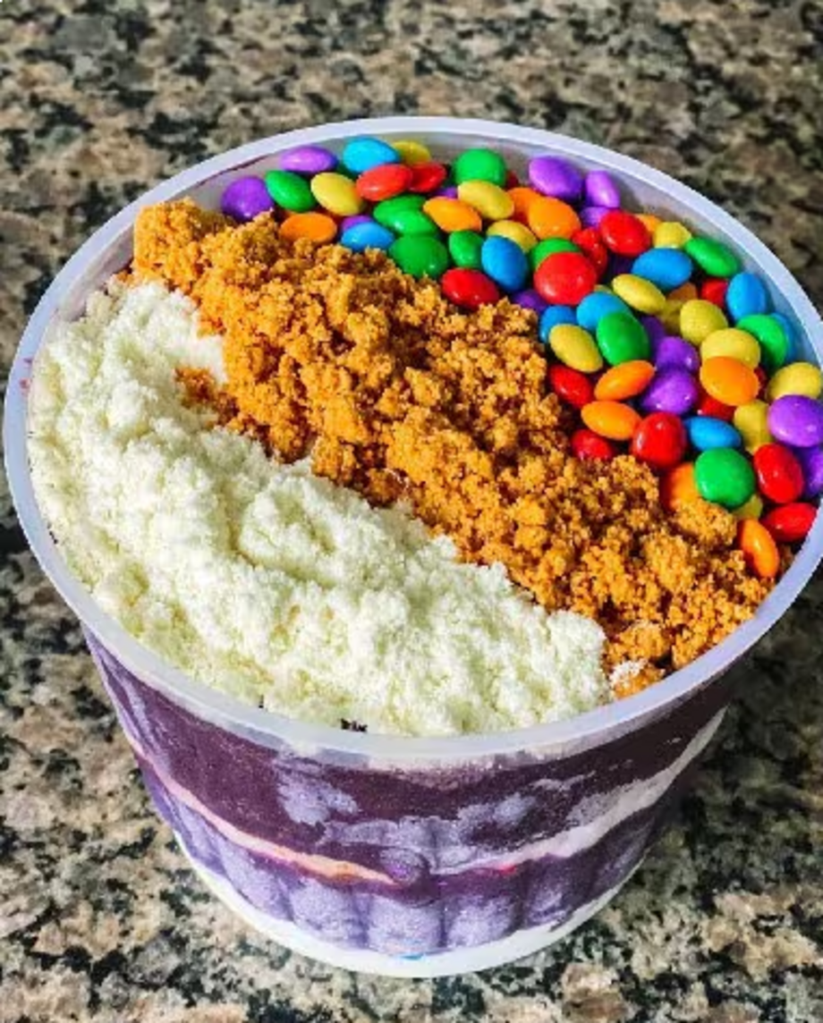 Venha experimentar o nosso delicioso açaí batido com banana , com um sabor que irá te surpreender