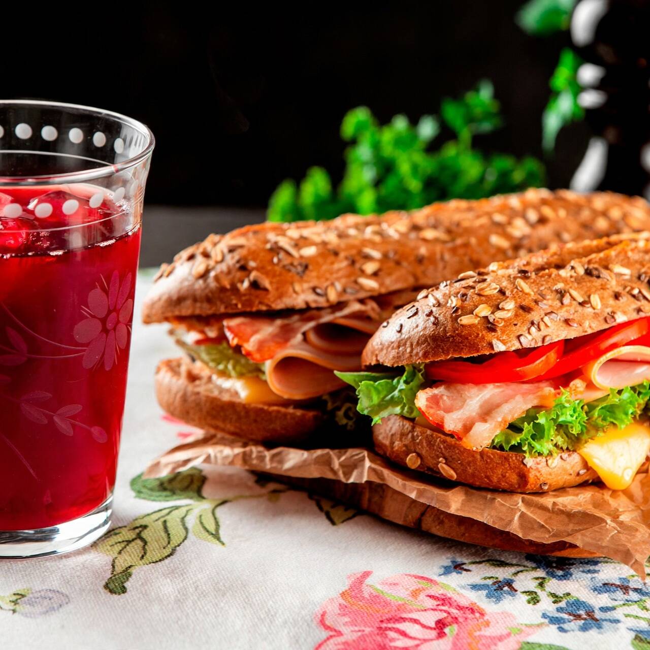 Baguette Jamón + 1/2 Agua