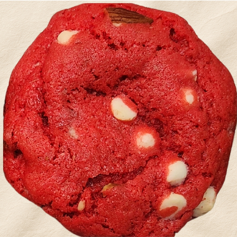 Red Velvet con Chocolate Blanco y Almendra