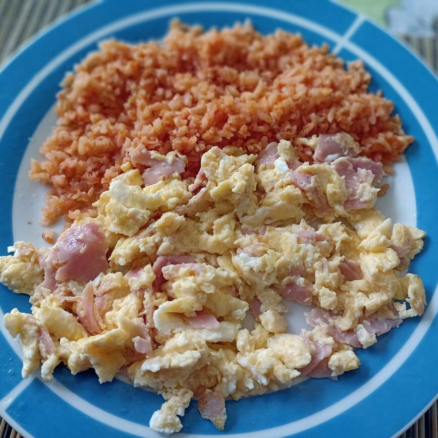 Huevos con Jamon con Arroz