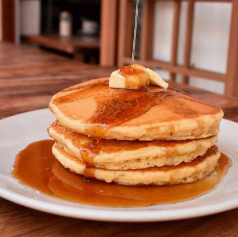 Hot cakes c/jamon