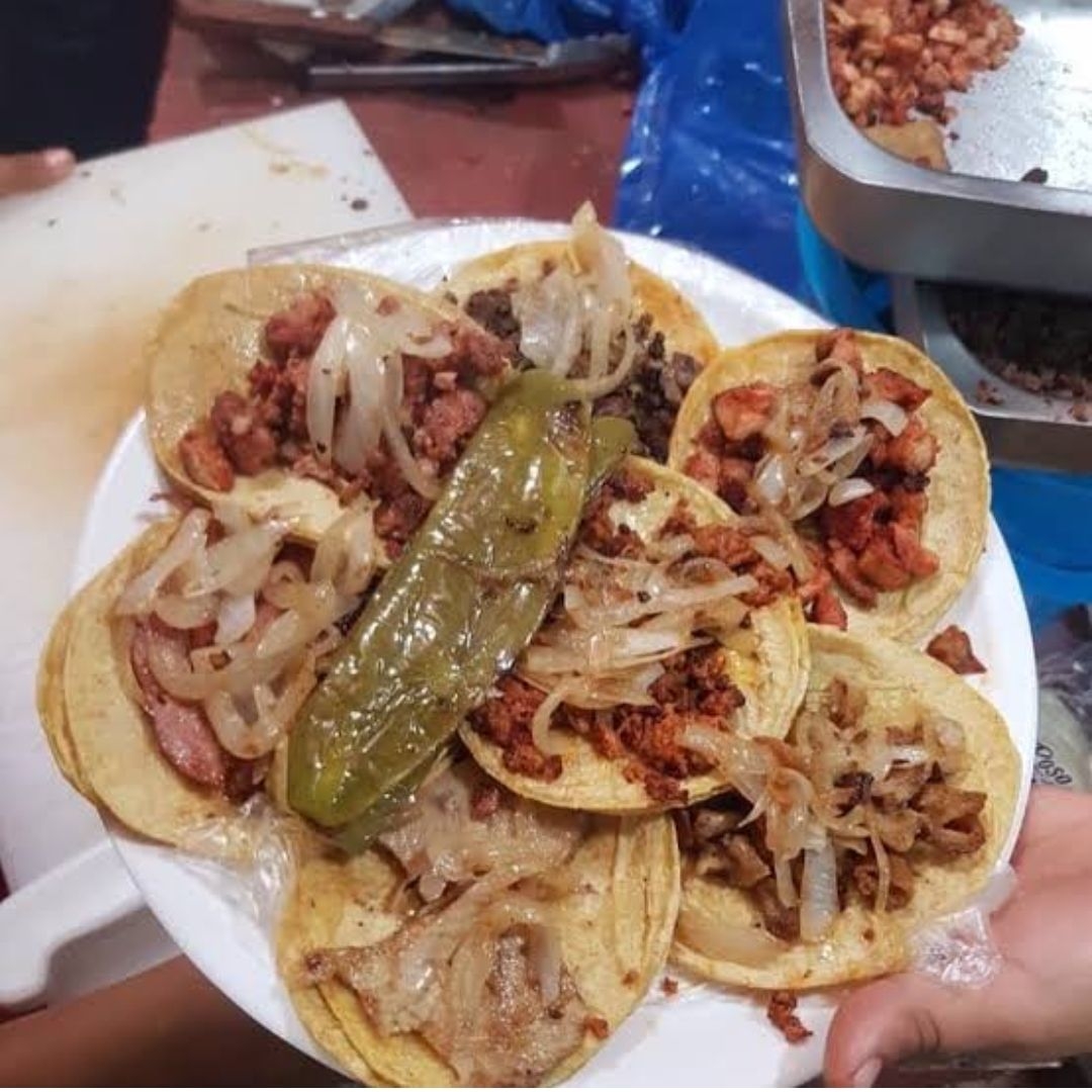Taco de Bisteck y Longaniza