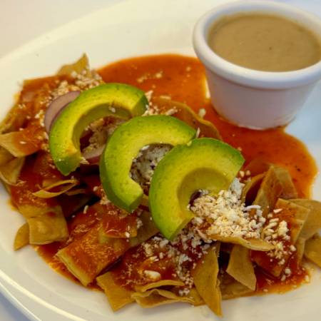 Chilaquiles con pollo