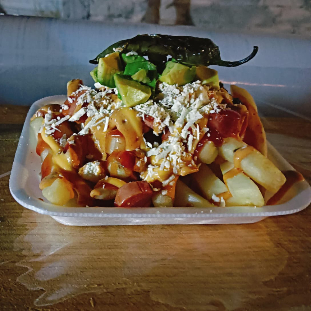 Salchipapas LAS PLEBES