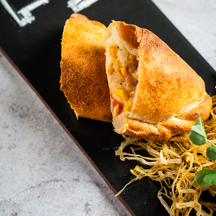 Empanada de Humita con Queso