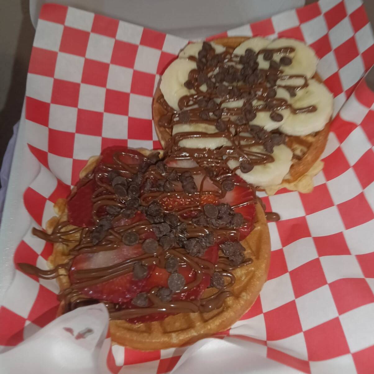 2MiniWafflesMixnutella plátano,fresa chocochispas