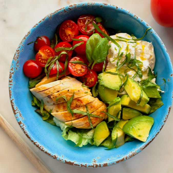 Chicken Mediterráneo Bowl