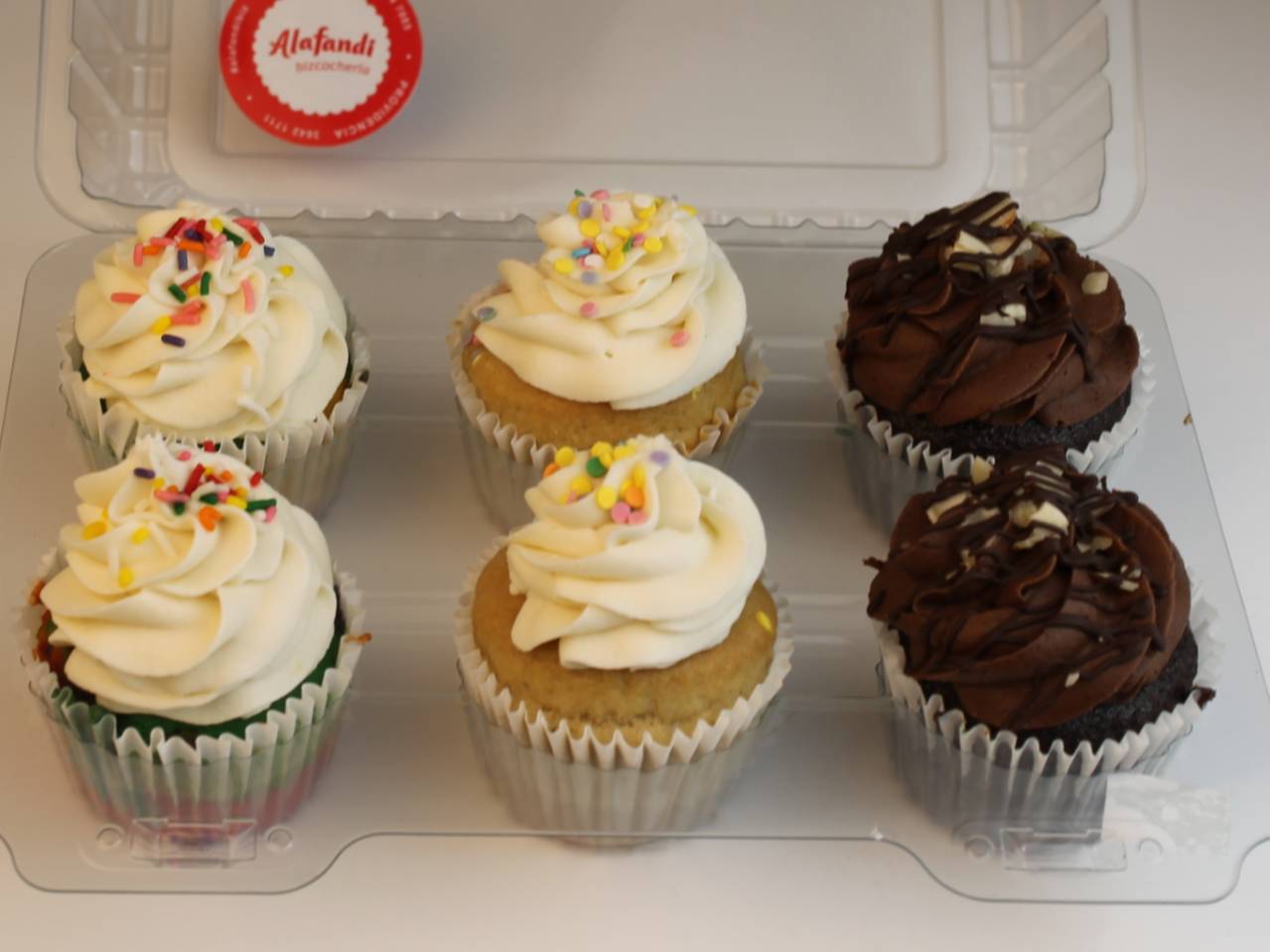 Caja de 6 Cupcakes.