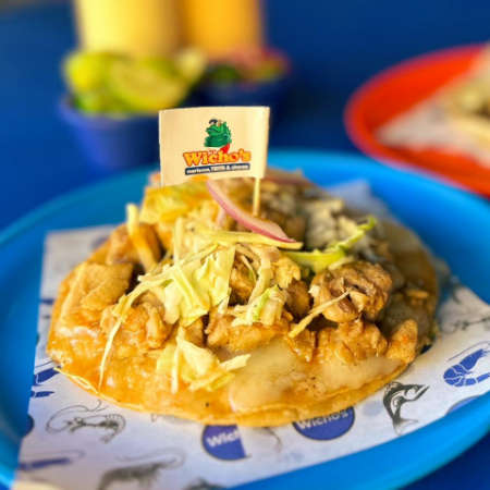 Combo 3 Tacos de Cahua + Consomé