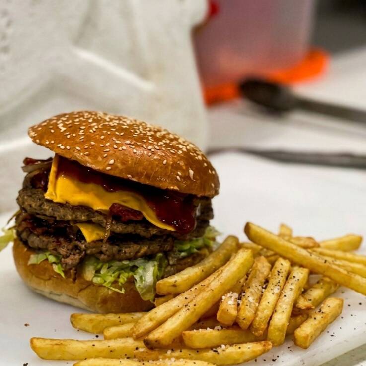 Hamburguesa Doble Carne Con Papas